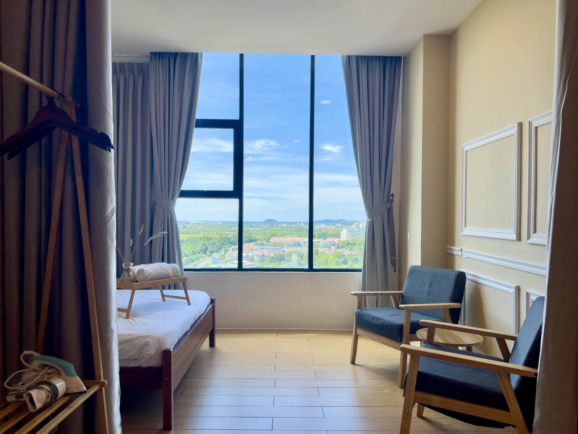 Apartment Hush At Itcc Manhattan