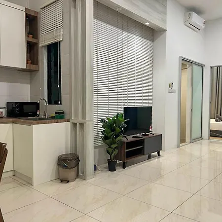 Hush Inn At Itcc Manhattan Suites Kota Kinabalu Exterior photo
