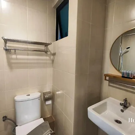 Hush Inn At Itcc Manhattan Suites Kota Kinabalu Exterior photo