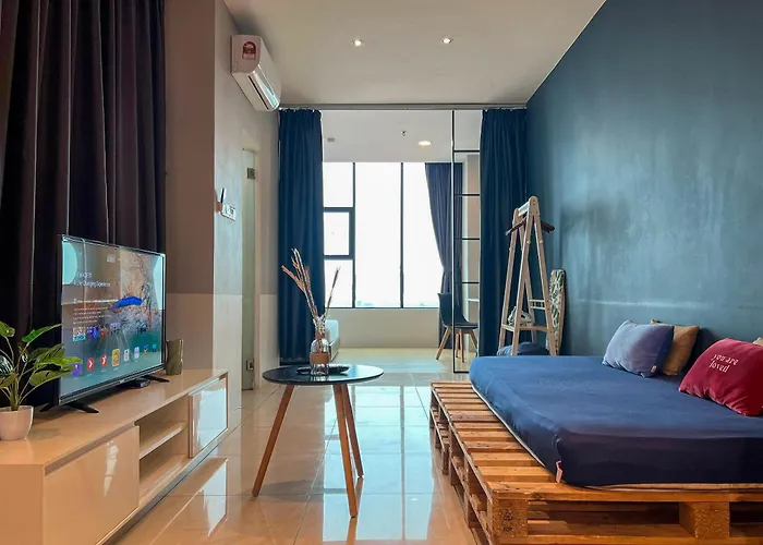 Hush Inn At Itcc Manhattan Suites