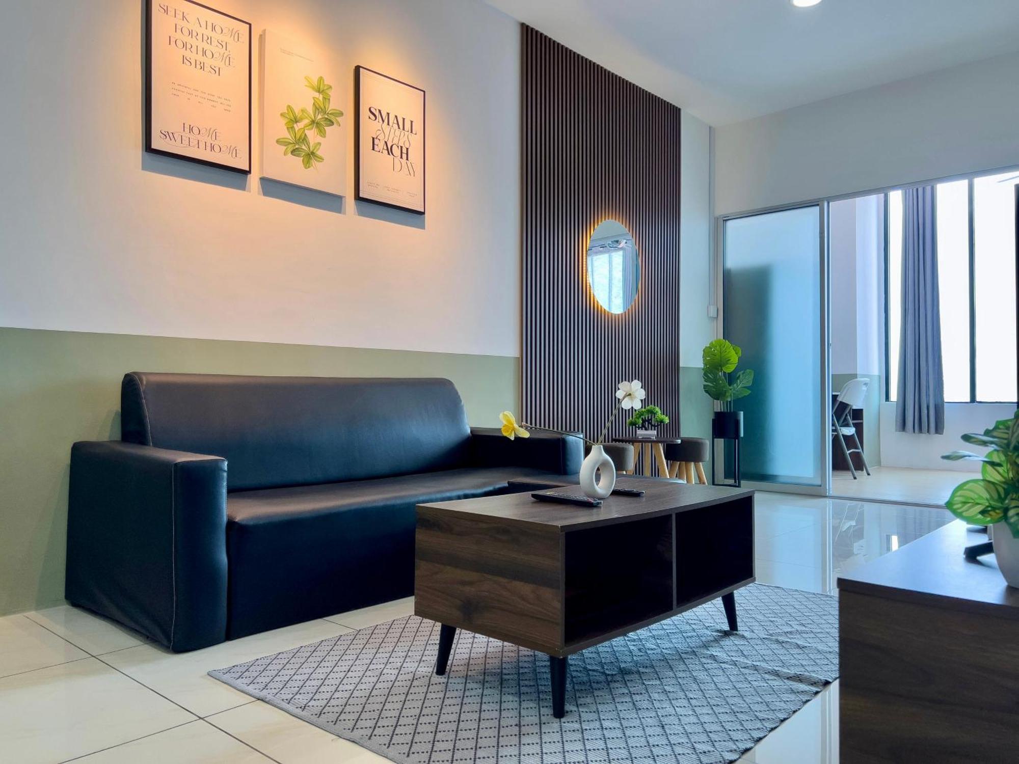 Hush At Itcc Manhattan Apartment *